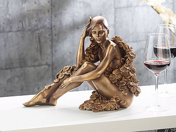 Carlo Milano Skulpturen: Sitzende Frauen-Statuette, Kunstharz-Guss in Bronzeoptik (Frauen Figur Deko)