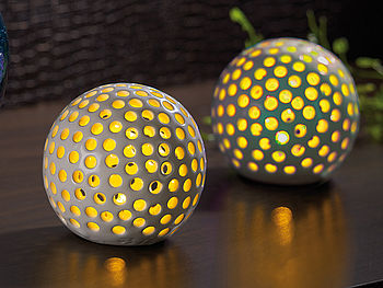 Lunartec LED Deko Leuchtkugel: 4er-Set kabellose LED-Dekoleuchten aus Keramik, Ø 83 mm (LED Deko Leuchtkugeln)