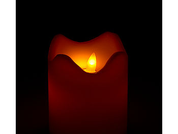 Britesta Batteriekerzen: Echtwachskerze mit beweglicher LED-Flamme, 90 x 130 mm, Gr. M (LED Kerzen mit Flackerlicht)