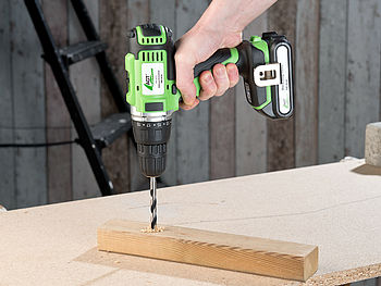 AGT Professional USB Schraubendreher: Akku-Stabschrauber, USB, 25 Bits & Holz-Bohrer-Set für Akkuschrauber (Multi Bit-Bohrer)