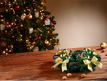 Britesta Adventskranz LED Lichter: Adventskranz mit roten LED-Kerzen, goldfarben geschmückt (Adventskranz mit LED-Beleuchtung)