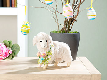 infactory Osterfiguren: Deko-Osterlamm zum Hinstellen, handgefertigt, mit Kunstpelz, 13,5 cm (Ostergeschenk)