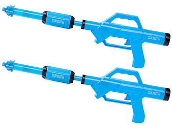 PEARL Spritzpistole Wasser: 2er-Set Wasserpistolen mit PET-Flaschen-Anschluss (Riesen Wasserpistole)