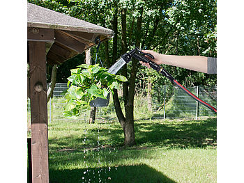 Royal Gardineer Textilschlauch: UV-beständiger Textil-Gartenschlauch mit Brause, 2 Strahlarten, 10 m (Profi Gartenschlauch)
